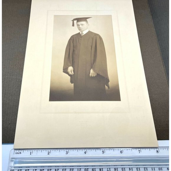 Graduation Found Photo in Folder Vintage Portrait 40s FS Winslow Studios Chicago - Picture 8 of 13